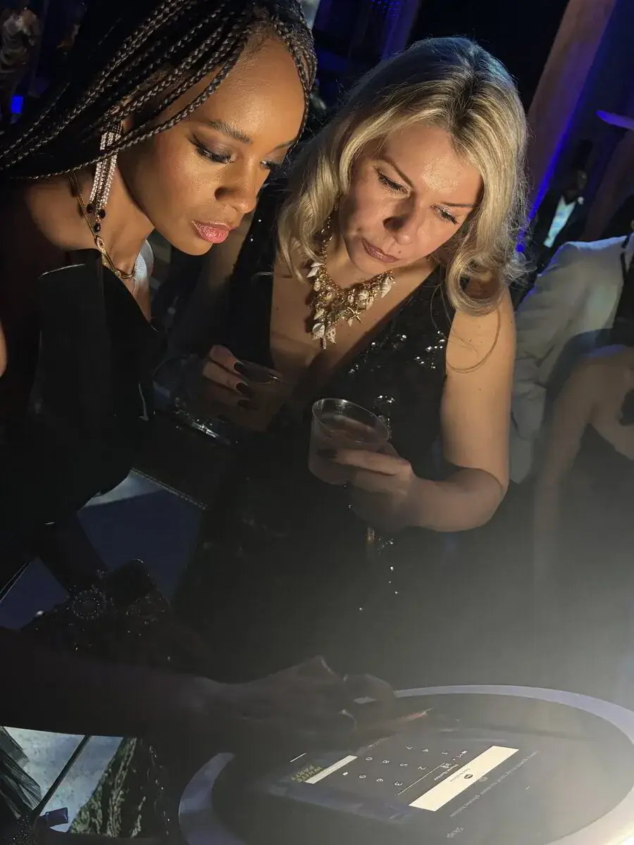 MD Mojo photo booth experience